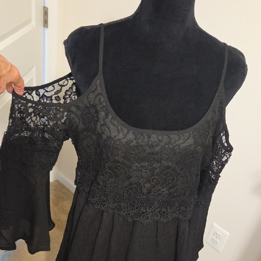 Black Lace Cold Shoulder Top